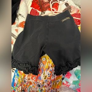 Ruffle shorts size 8